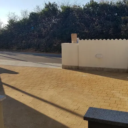 Con Piscina Il Quarzo Сasa de vacaciones *